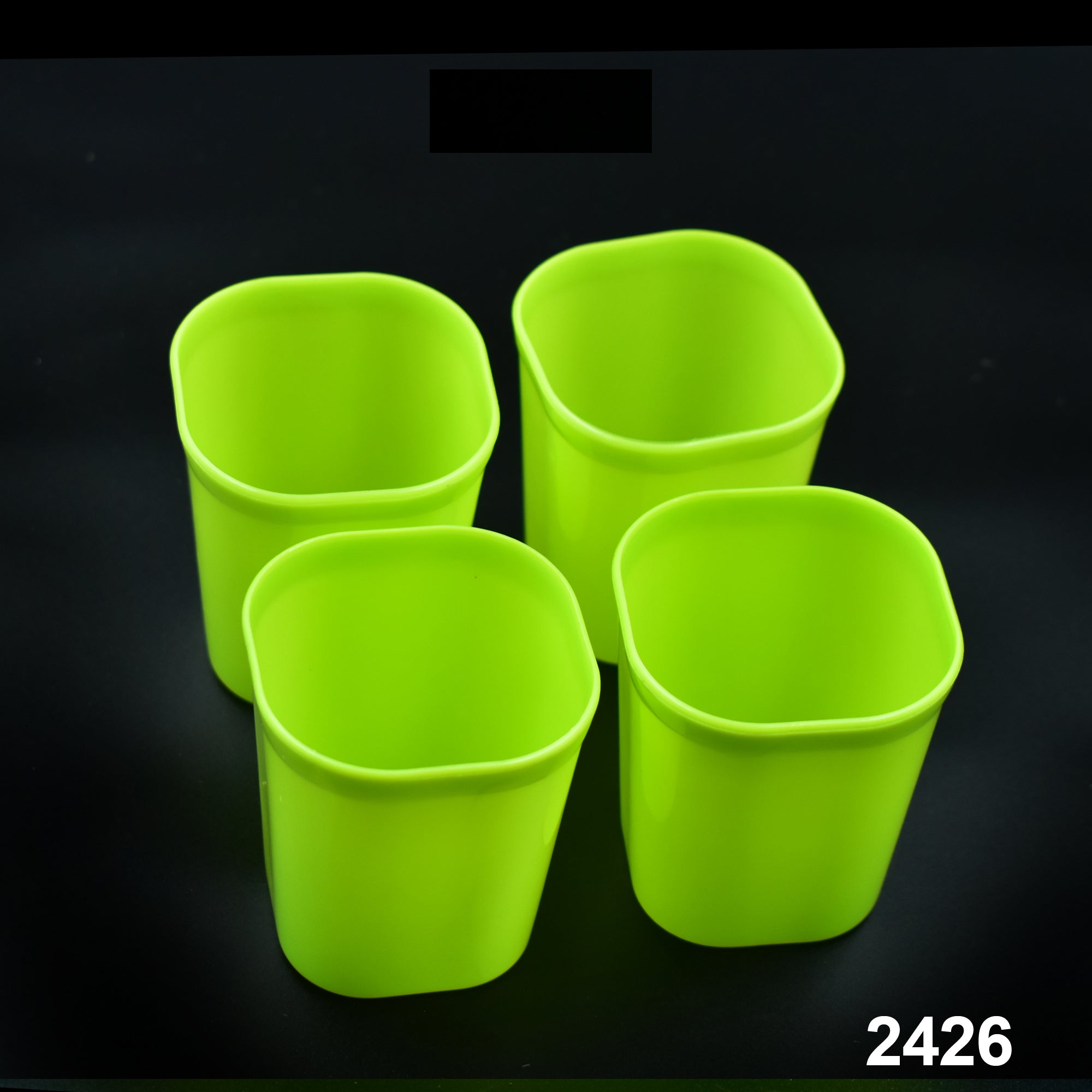 Set of 4 unbreakable plastic glasses for juice, water, milk. Set of 4 unbreakable plastic glasses for juice, water, milk.